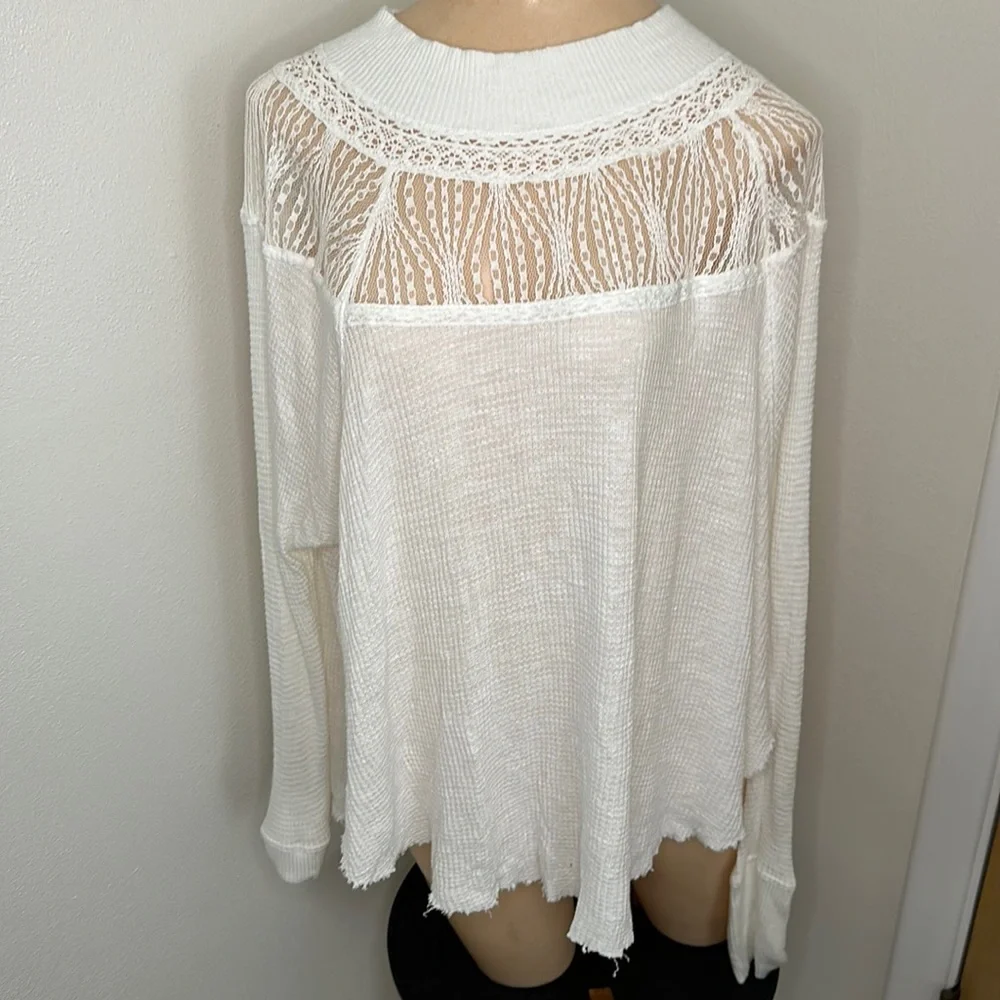 Free people ivory waffle thermal lace shirt too small s